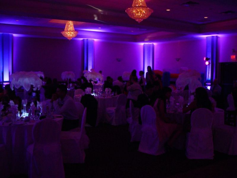 Ottawa Uplighting - Click to enlarge photo